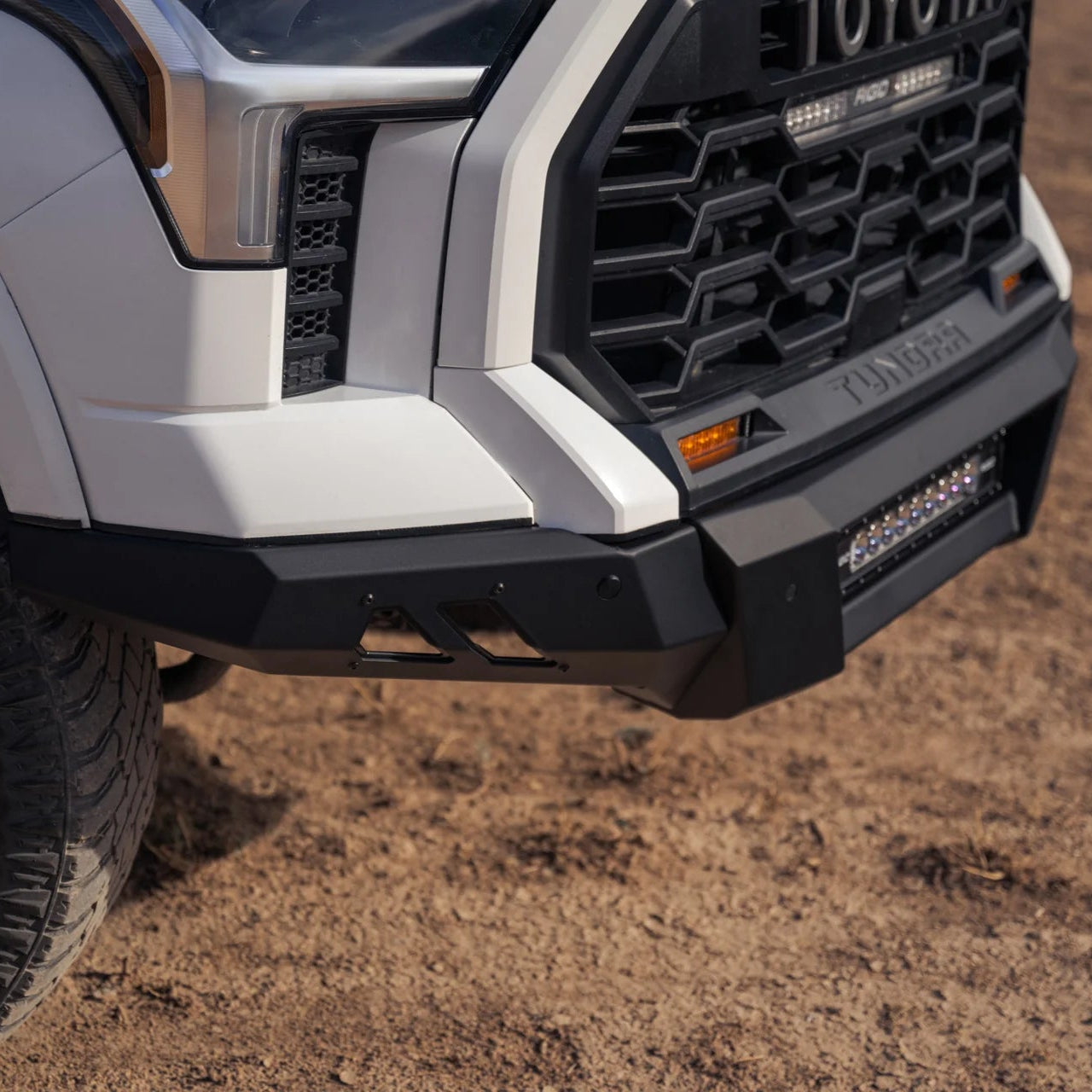 Black Label Front Bumper Tundra (2022+)