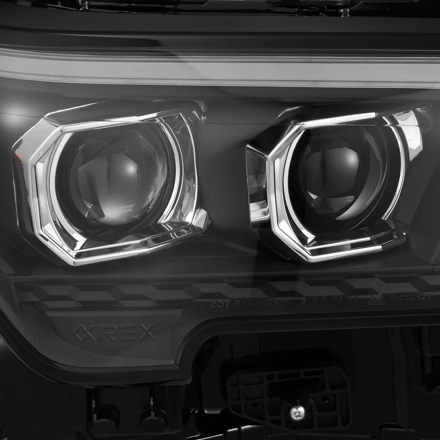 OG-Style LUXX-Series LED Projector Headlights 4Runner (2025+)