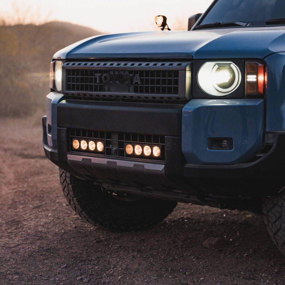 Dual Flex Era LED Light Bar Grille Mount Land Cruiser (2024+)