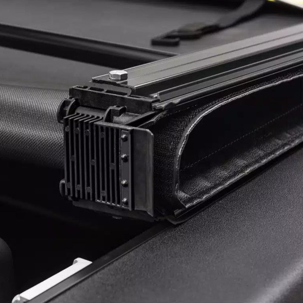 Deuce Soft Folding Tonneau Cover Tundra (2022+)