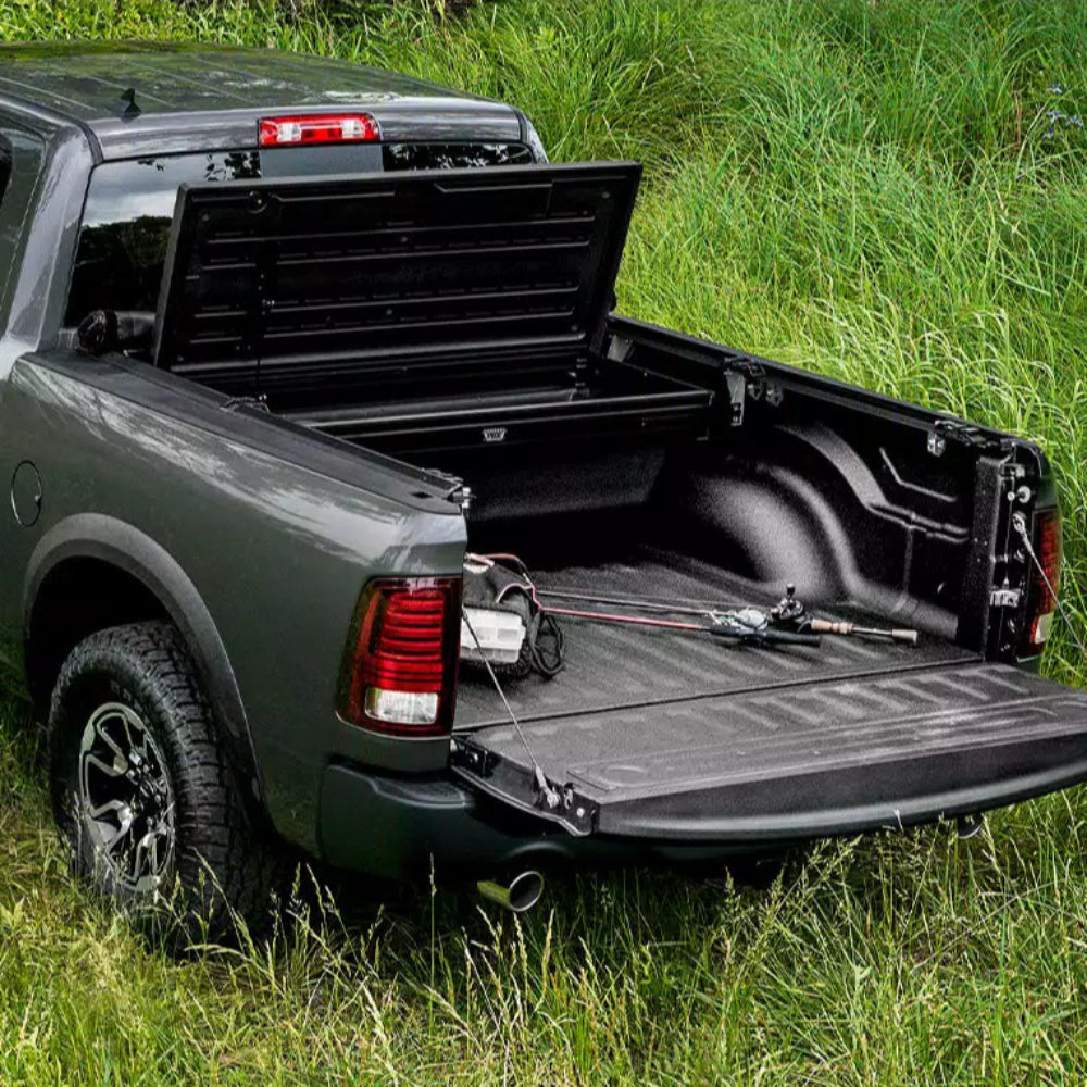 Deuce Soft Folding Tonneau Cover Tacoma (2016-2023)