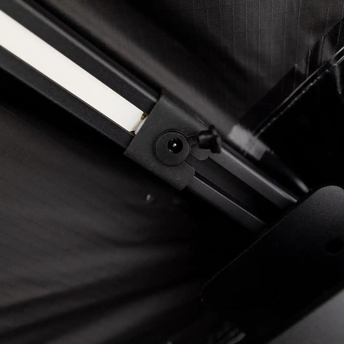 Freespirit Recreation 180 degree awning V2 mounted on a Toyota