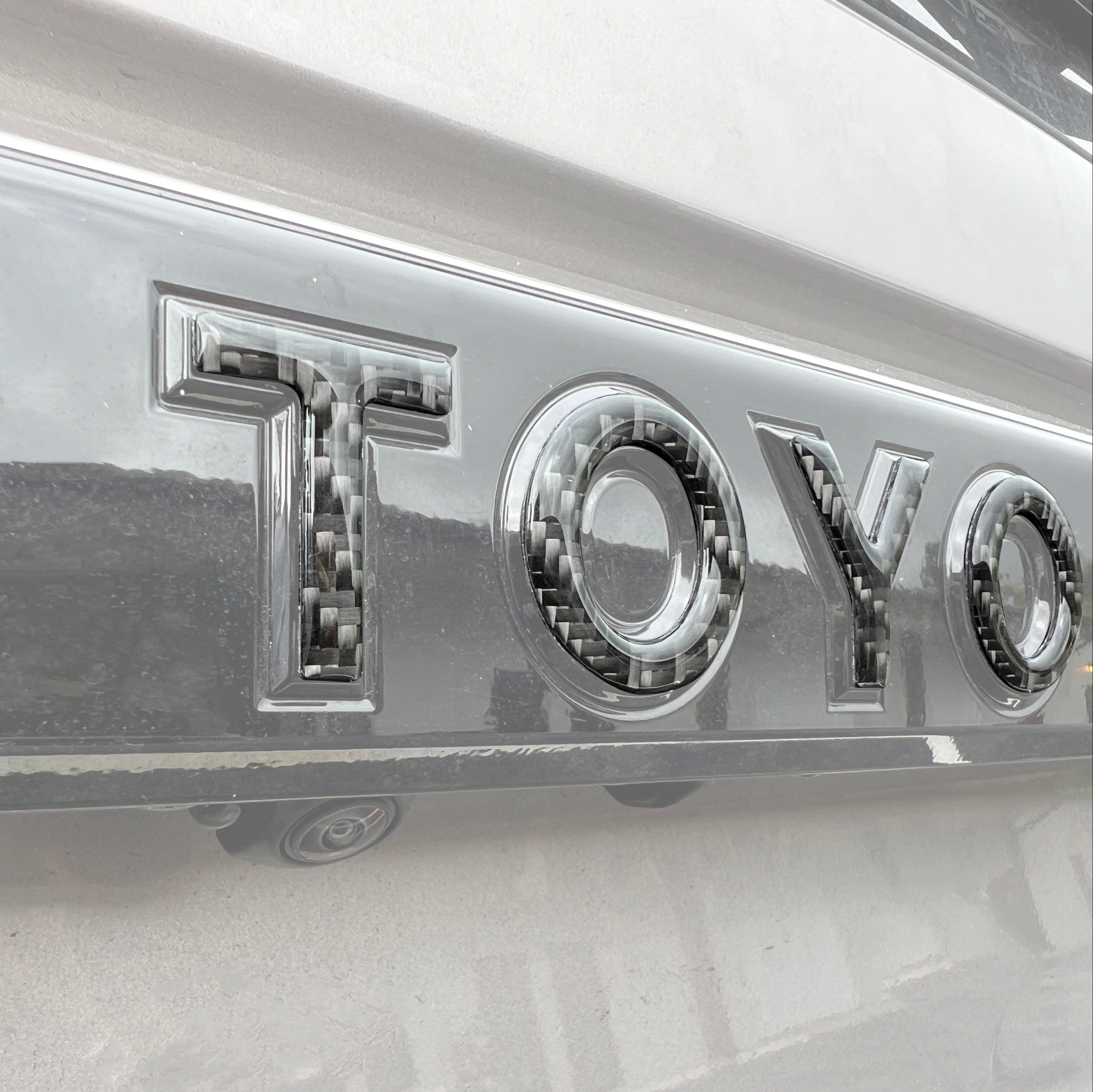 Rear Lift Gate Letter Overlays Land Cruiser (2024+)