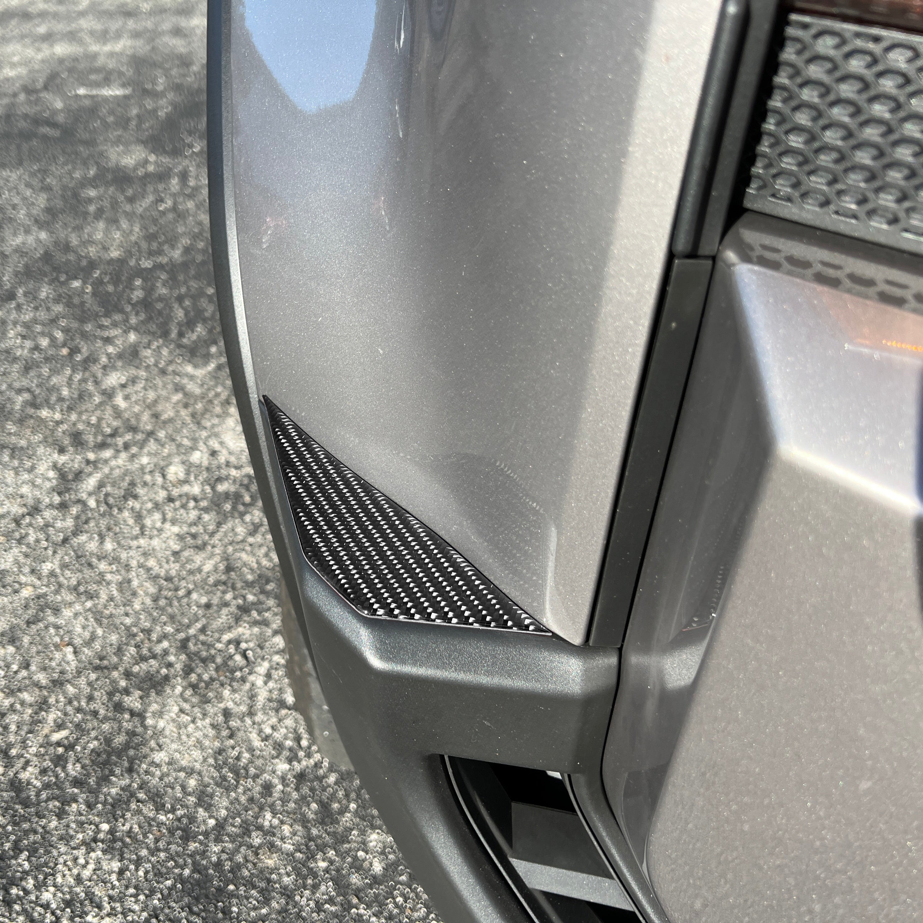 Front Bumper Top Sides Overlays Land Cruiser (2024+)