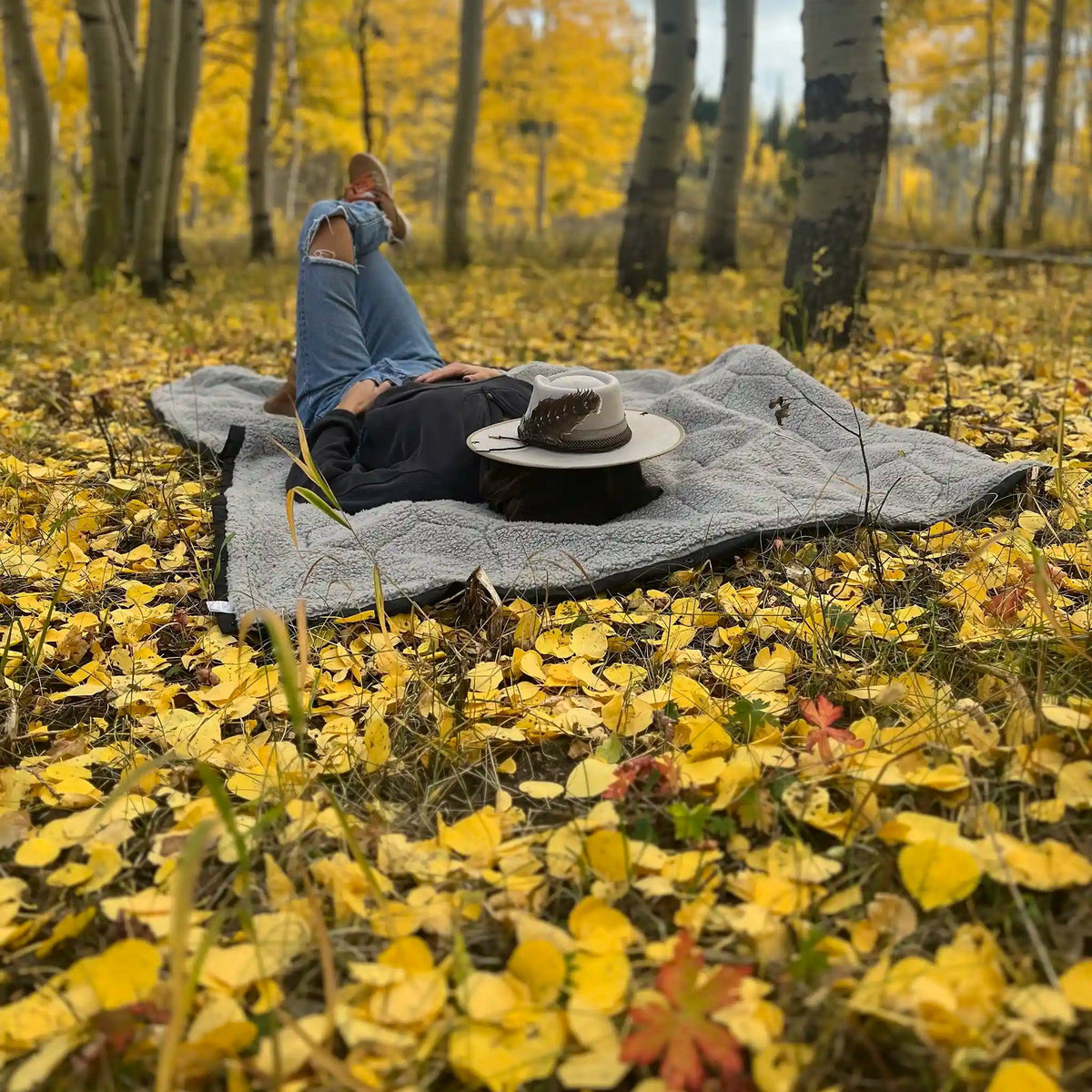 Freespirit Recreation Anywhere poncho and puff blanket