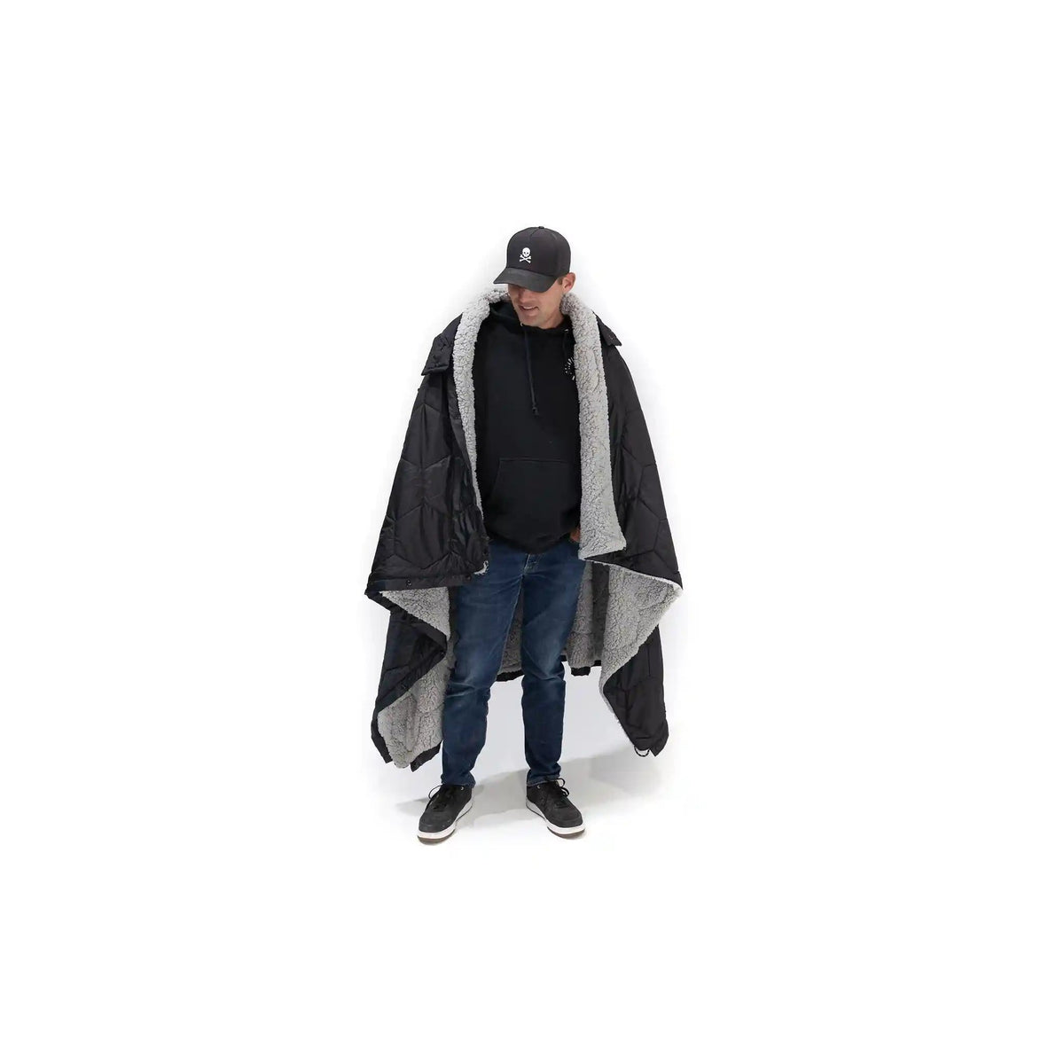 Freespirit Recreation Anywhere poncho and puff blanket
