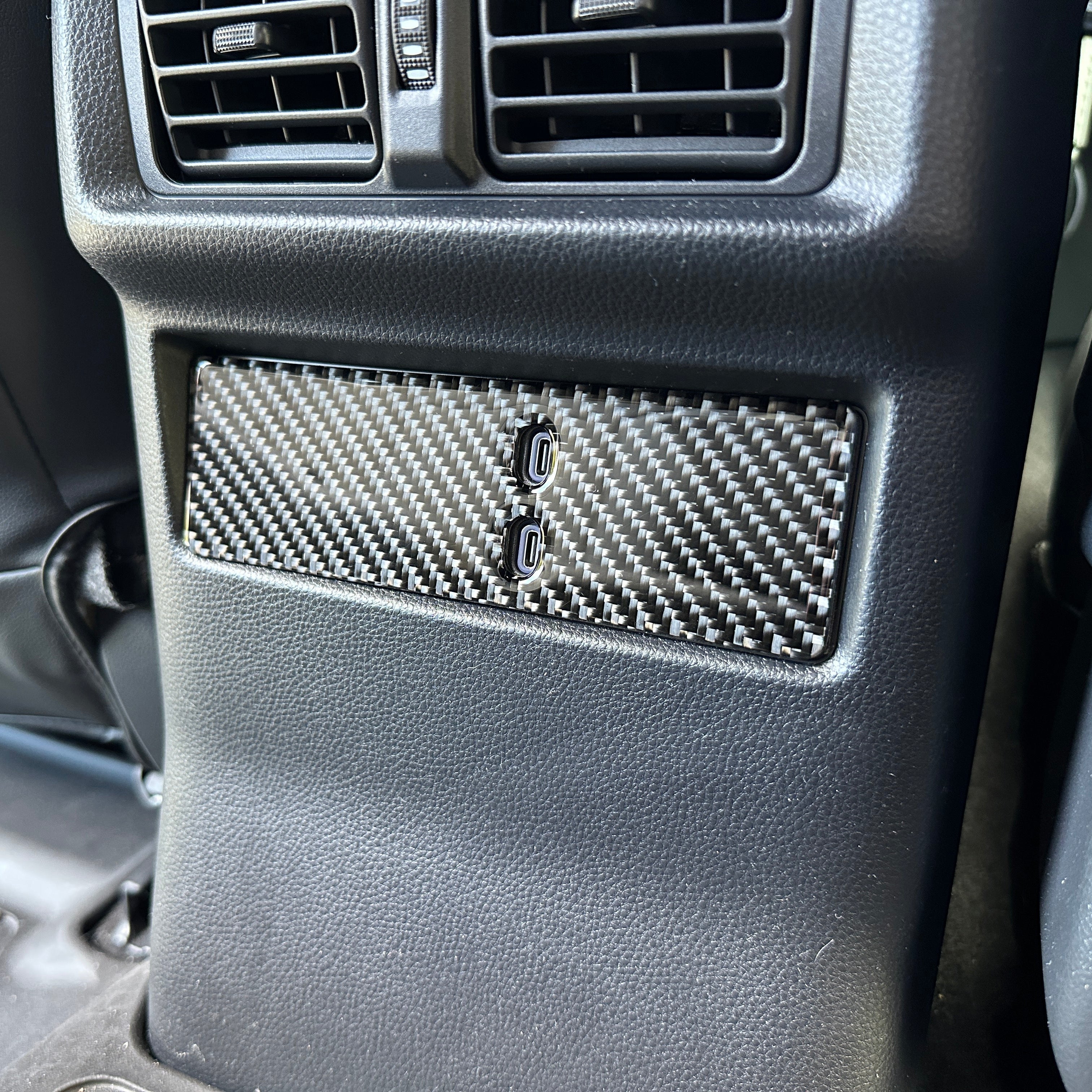 Rear U.S.B Port Accent Trim 4Runner (2025+)