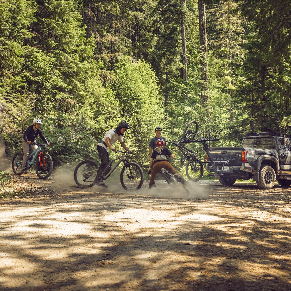 Thule Revert Hitch Bike Rack