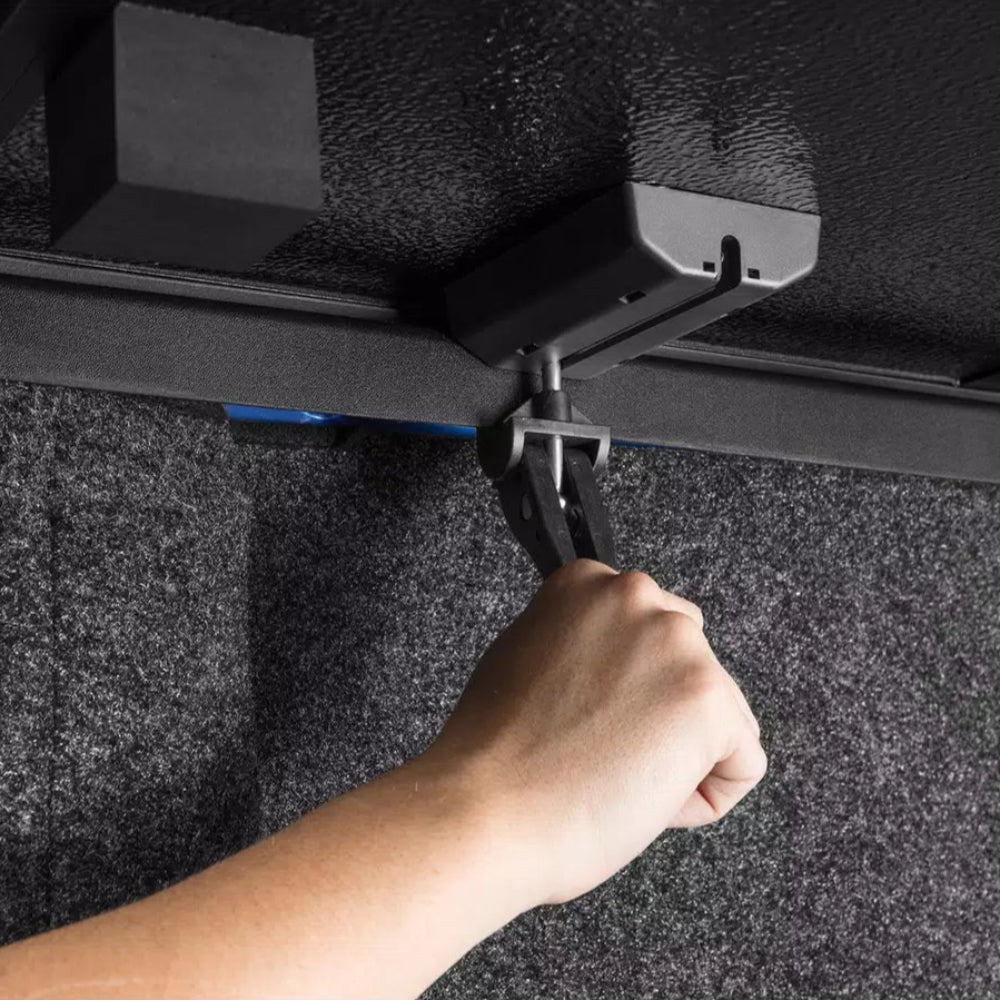 Triad Hard Folding Tonneau Cover Tundra (2022+)