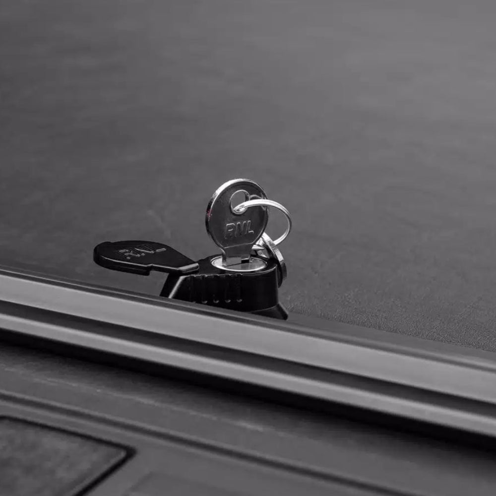 M-Series Manual Retractable Tonneau Cover Tacoma (2024+)