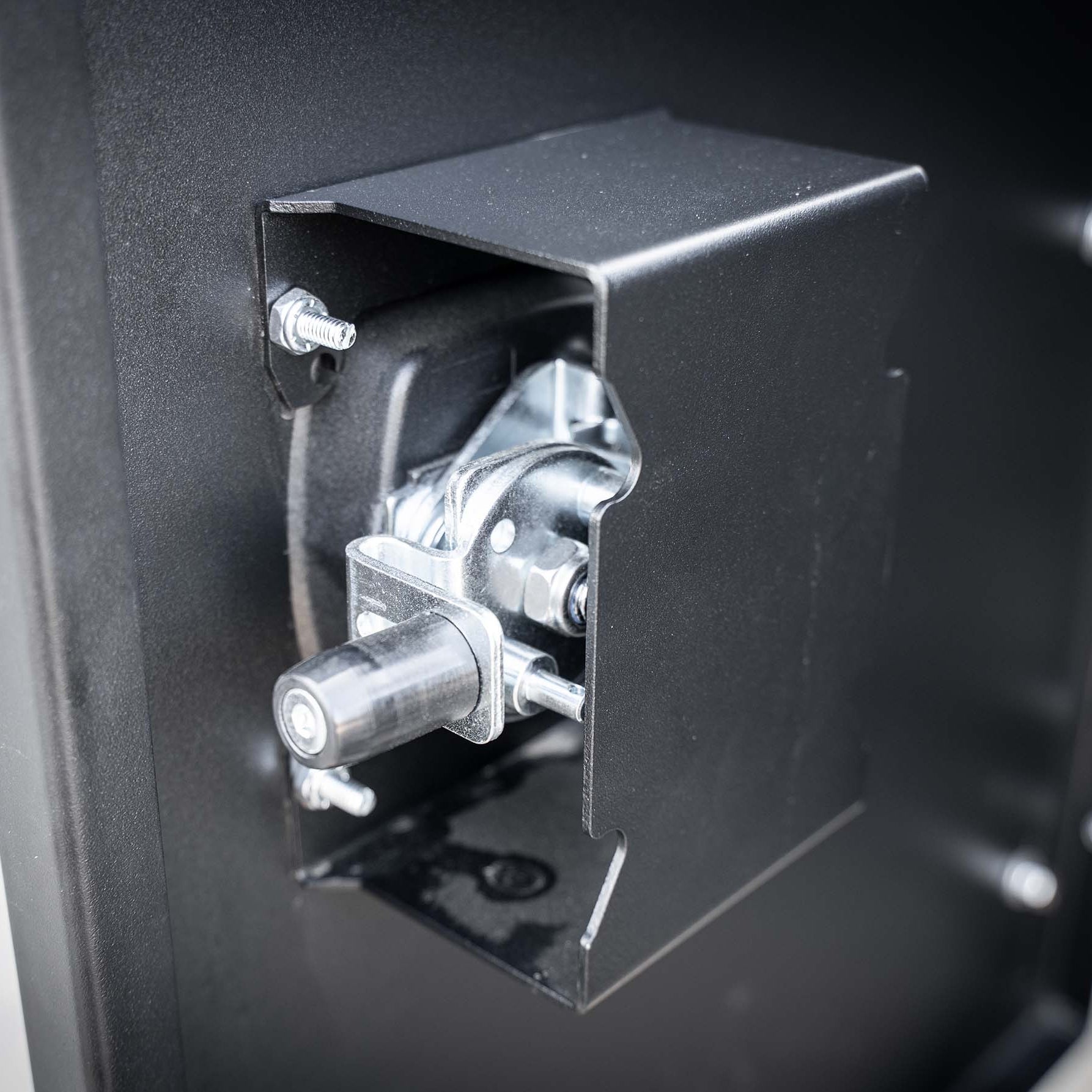 Universal Adventure Storage Box (19x28x15)