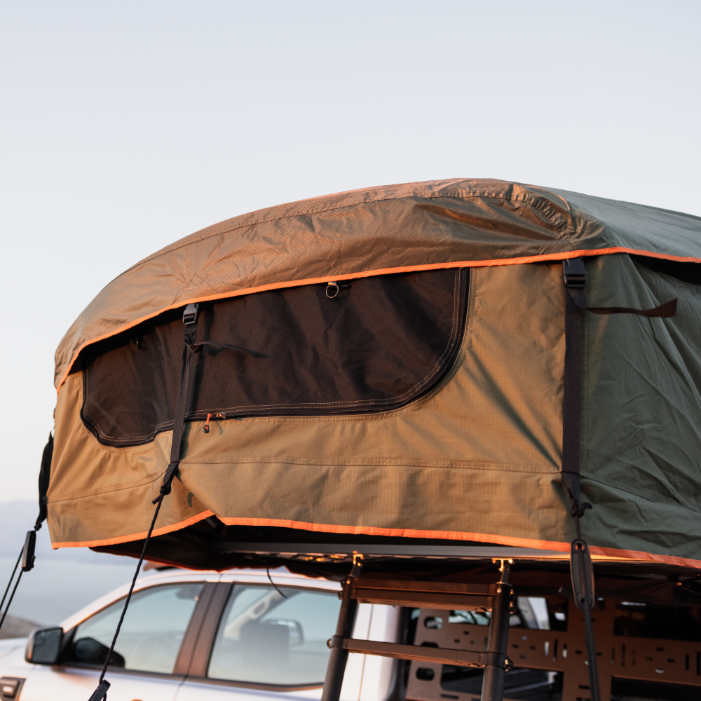 The Vagabond Rooftop Tent V1