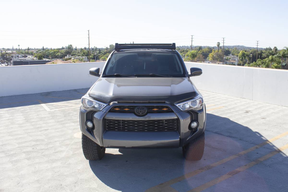 Ceros Low Profile Roof Rack