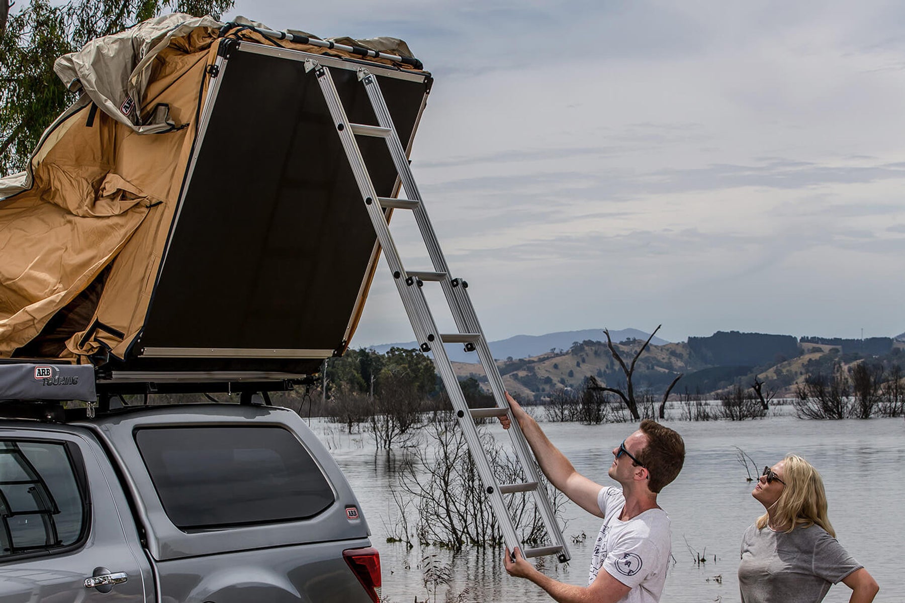 Simpson III Rooftop Tent with Annex