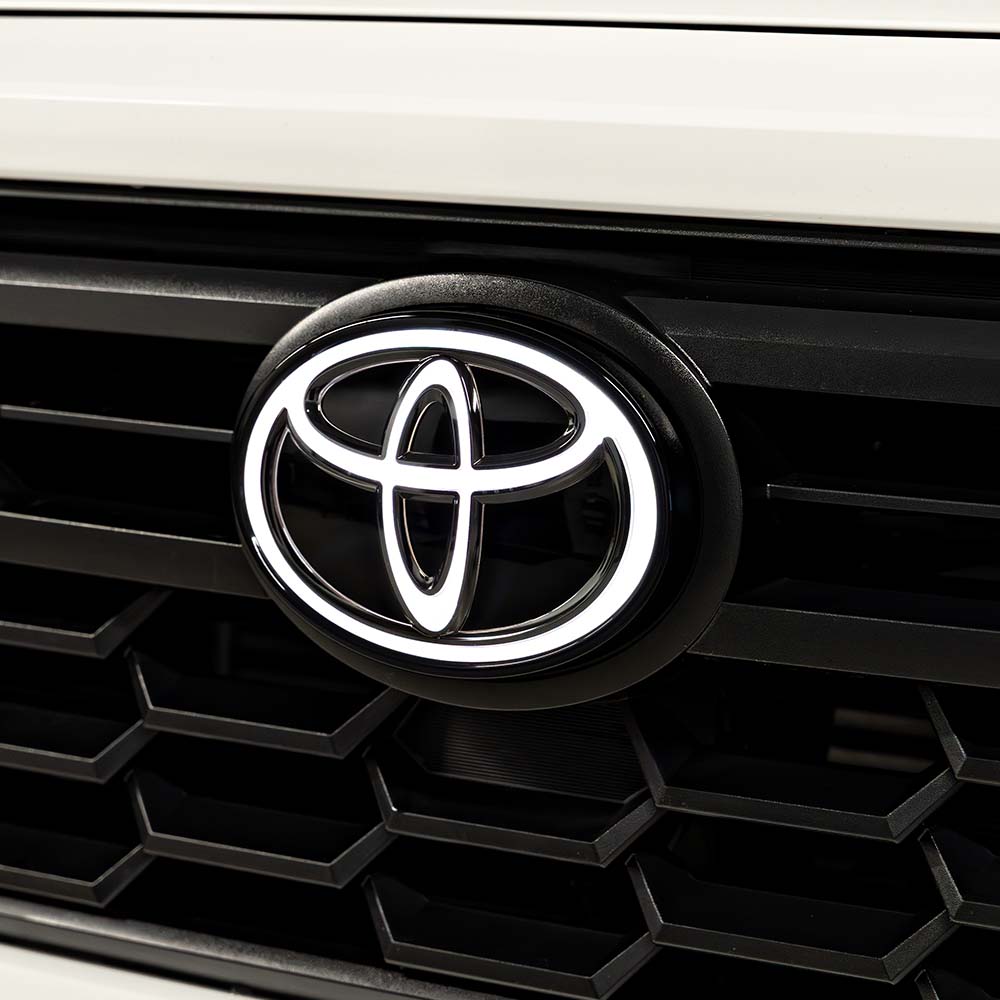 OEM Illuminated Front Grille Emblem 4Runner (2025+)