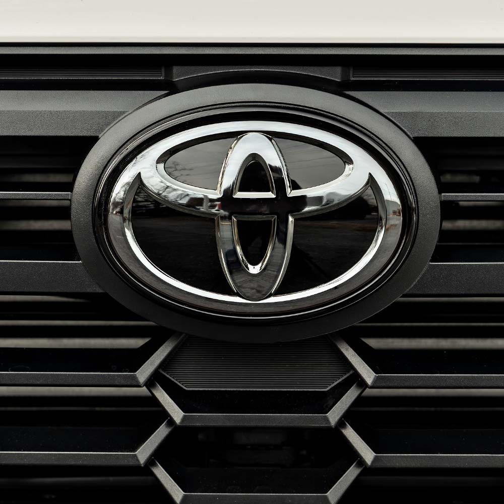OEM Illuminated Front Grille Emblem 4Runner (2025+)