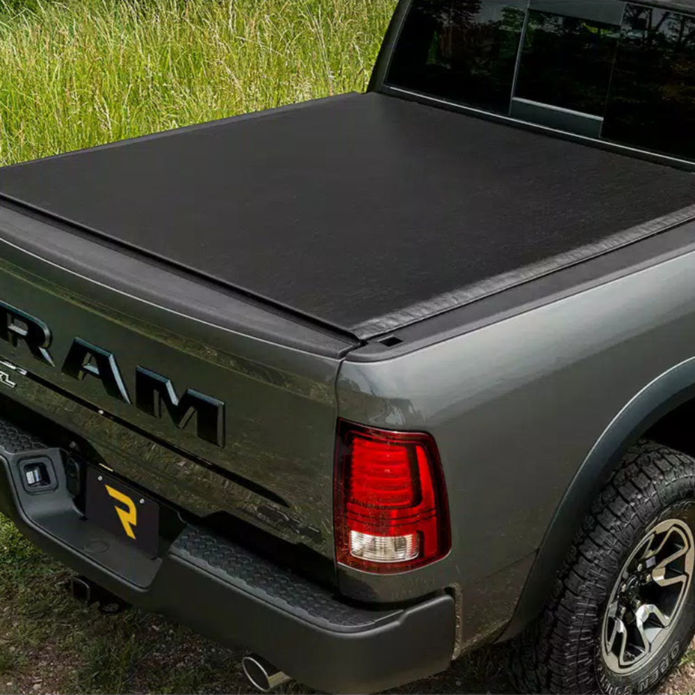 Deuce Soft Folding Tonneau Cover Tundra (2022+)