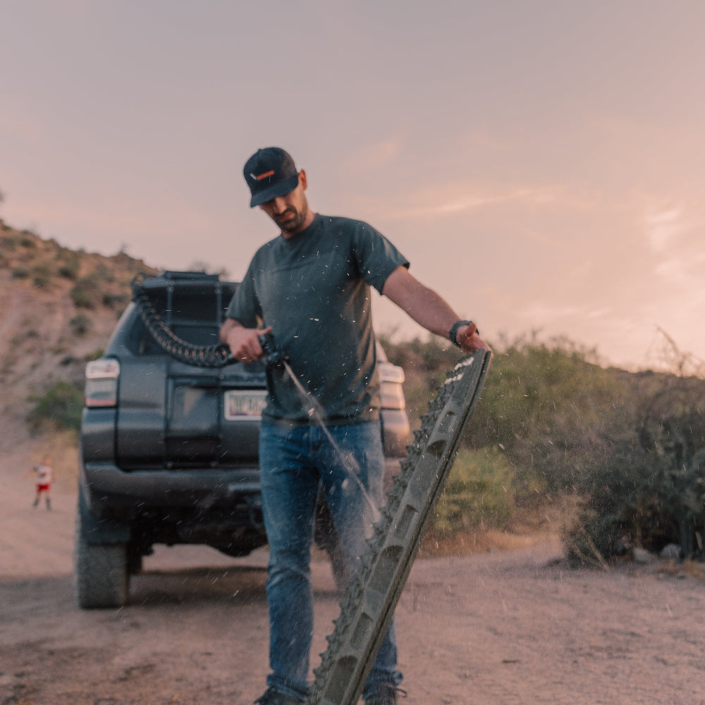 8.5 Gallon Electric Pump Tank & Traction Board Mount