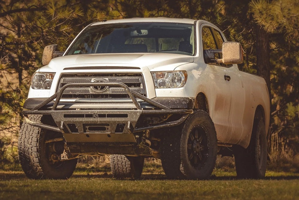 Hybrid Front Bumper Tundra (2007-2013)