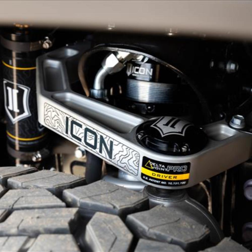 Stage 4: 1.25-3" Suspension System Billet UCA W Triple Rate Rear Springs Tacoma (2024+)