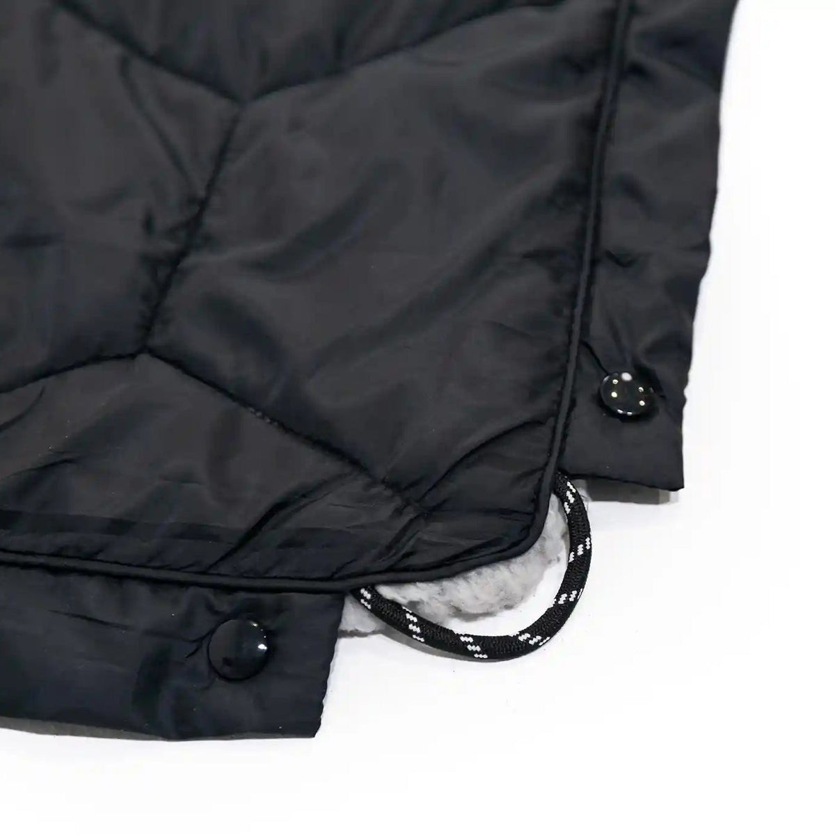 Freespirit Recreation Anywhere poncho and puff blanket