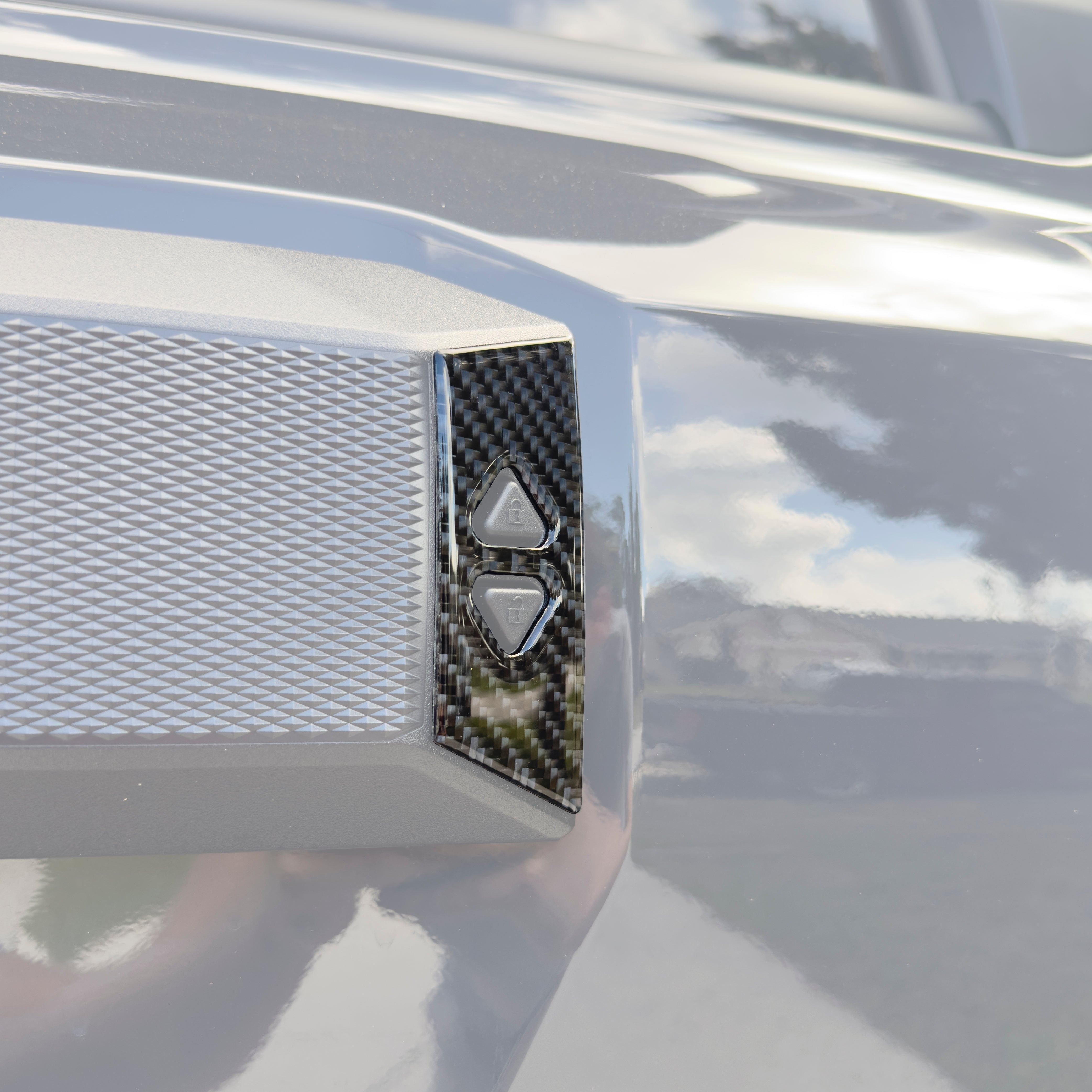 Liftgate Window Button Accent Trim 4Runner (2025+)