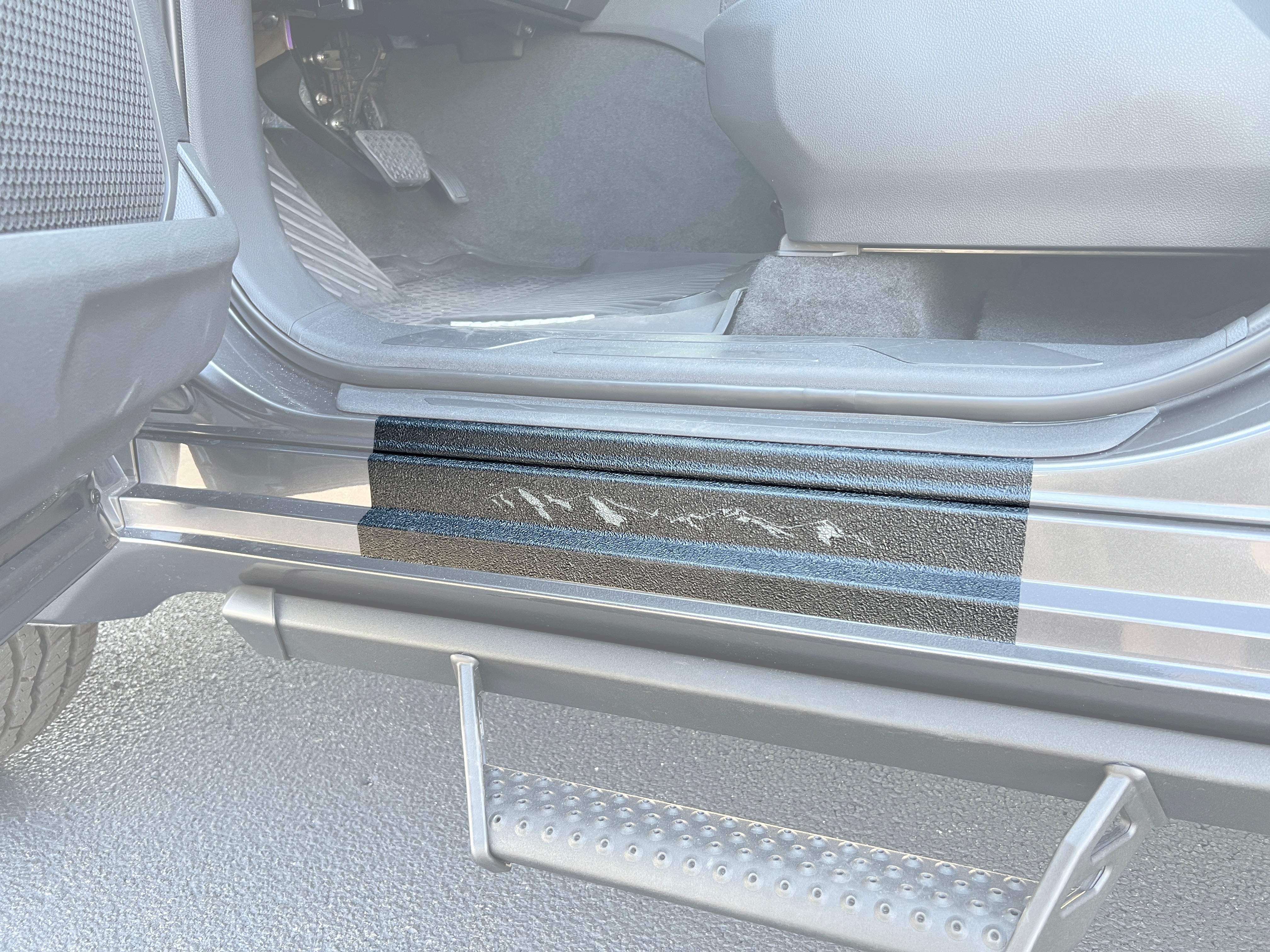 Door Sill Protection Overlays Tundra (2022+)