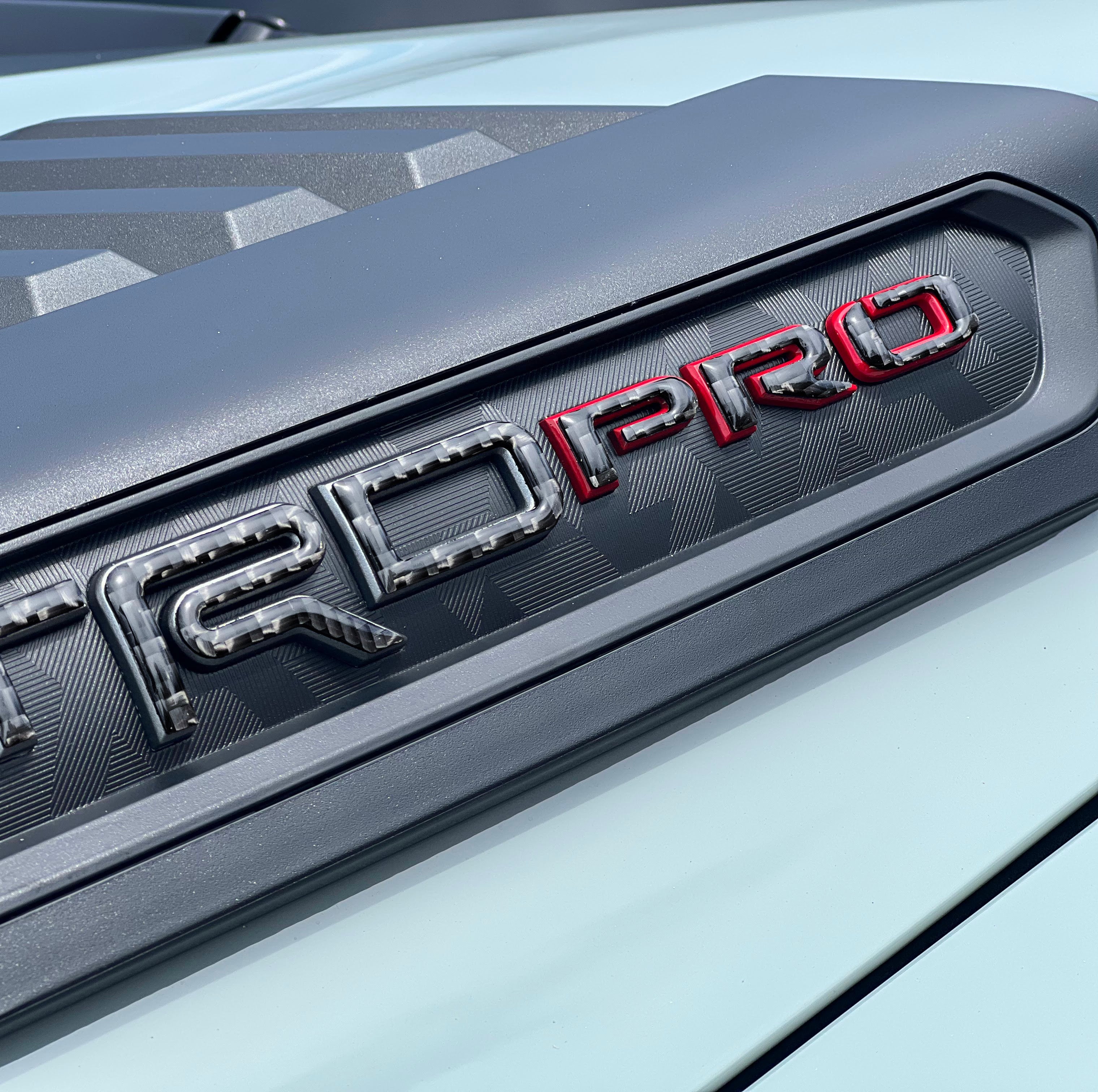 Hood Louver Letter Overlays Tundra (2022+)