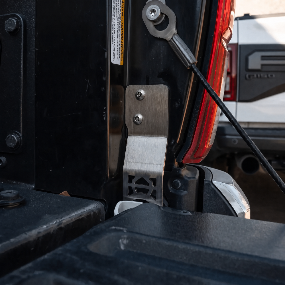 Tailgate Theft Protector Tacoma (2016-2023)