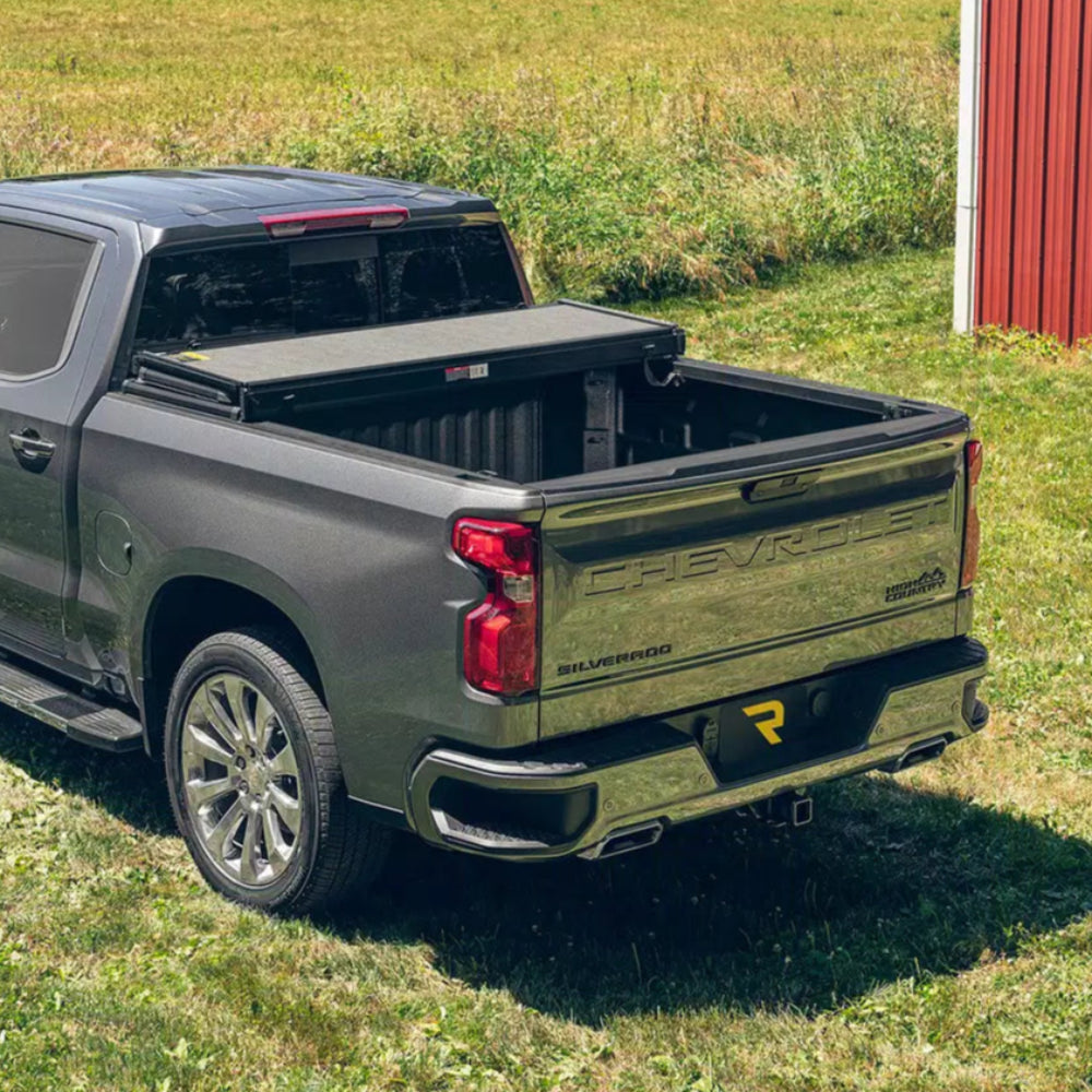 Solid Fold ALX Hard Folding Tonneau Cover Tacoma (2024+)