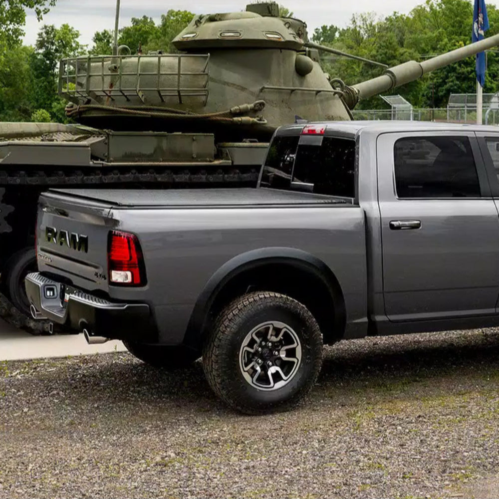 Deuce Soft Folding Tonneau Cover Tundra (2022+)