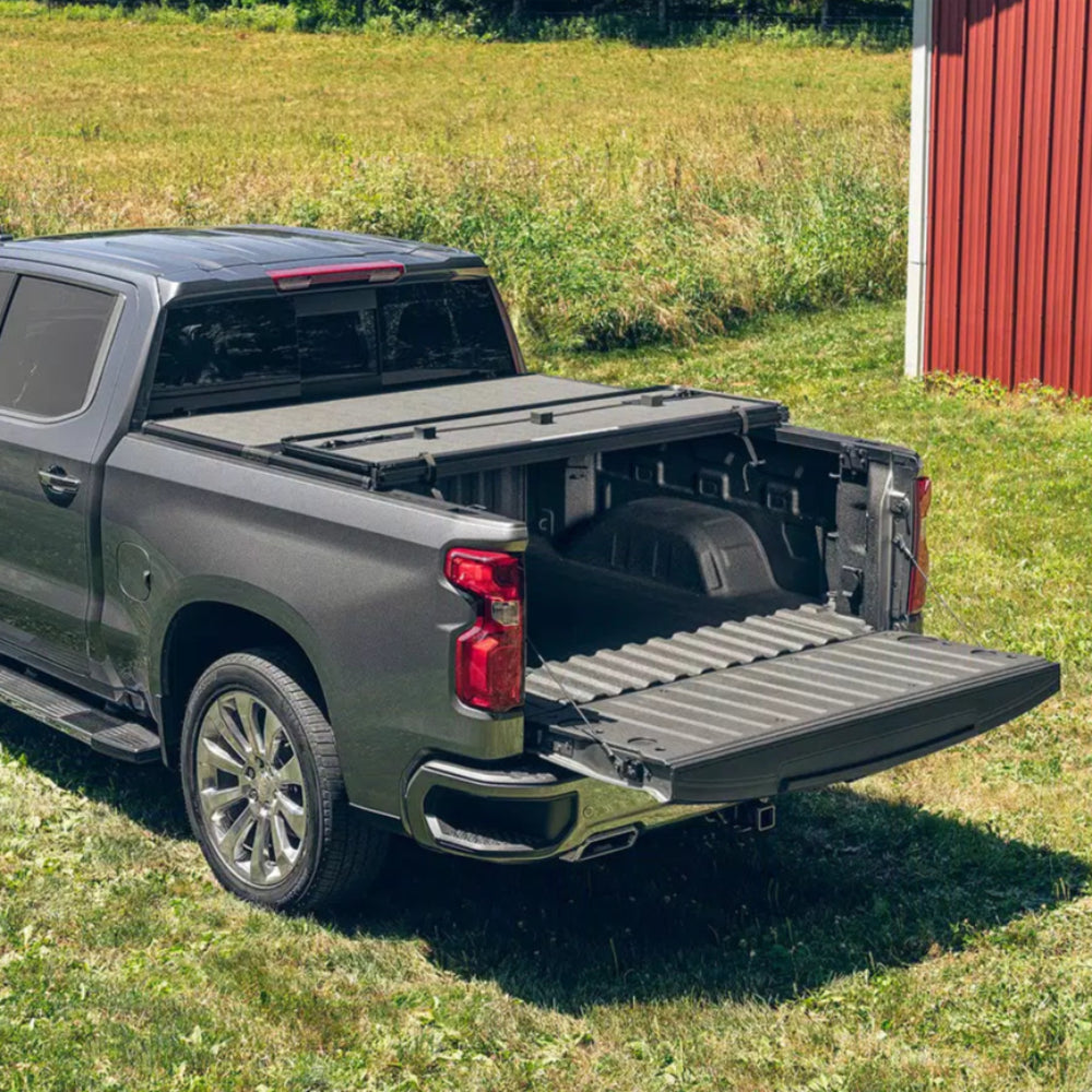 Solid Fold ALX Hard Folding Tonneau Cover Tacoma (2024+)