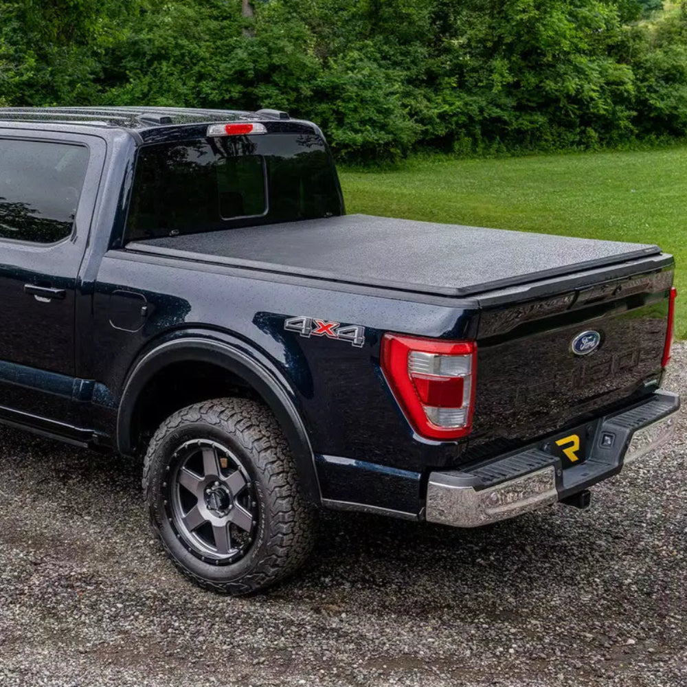 Trifecta E-Series Soft Folding Tonneau Cover Tundra (2022+)