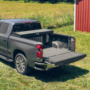 Solid Fold ALX Hard Folding Tonneau Cover Tacoma (2024+)