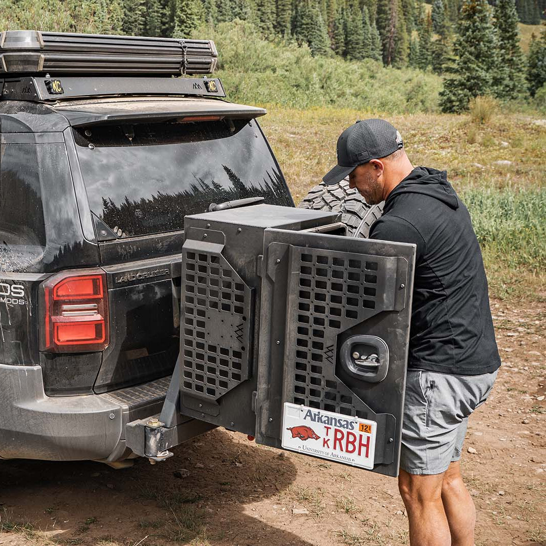 Universal Adventure Storage Box (19x28x15)