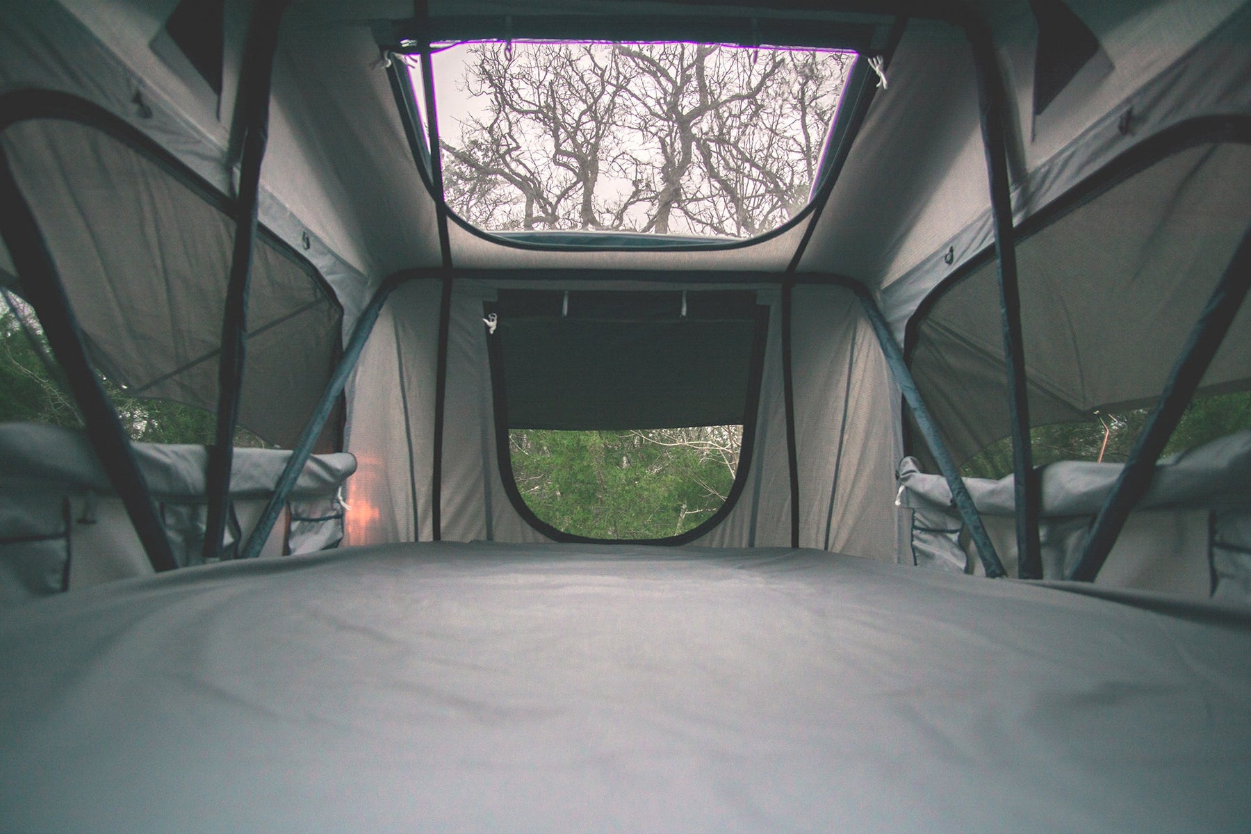 Sheet in 400-thread-count designed for the Vagabond Rooftop Tent